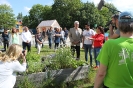 Katarina Witt besucht unser Projekt Gartenvielfalt statt Einfalt in Buch